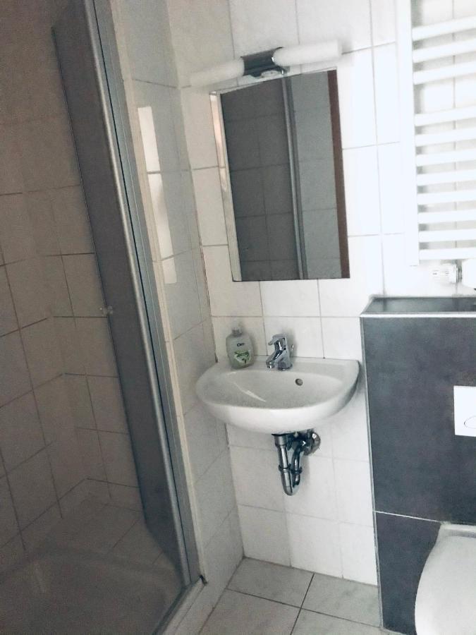 Hostel 66 Bremerhaven Geestland Imsum Esterno foto