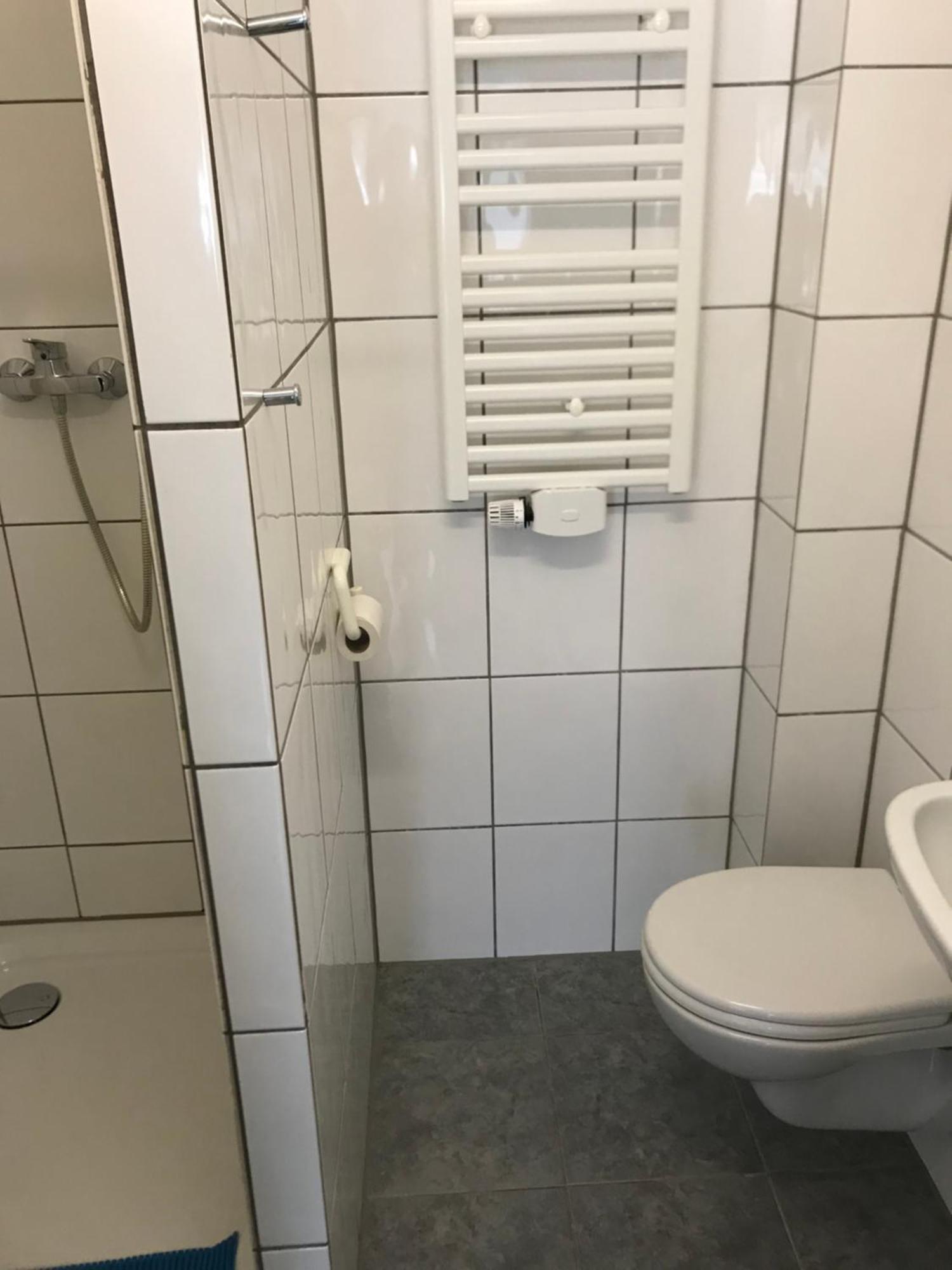 Hostel 66 Bremerhaven Geestland Imsum Esterno foto